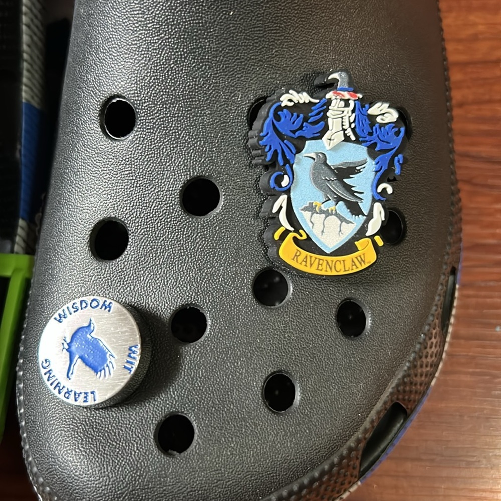 CROCS Harry Potter Ravenclaw Classic Clog US Size M10/W12 - Picture 7 of 11